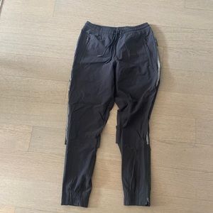 Adidas by Stella McCartney workout pant. Bought on Bandier.com. Size XS.